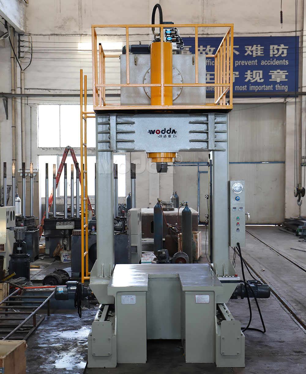 100T龍門液壓機